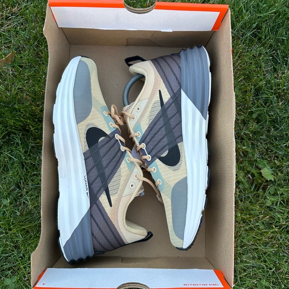 Men’s running shoes Nike Lunar Roam Sesame size 9 us brand new original - Picture 5 of 7